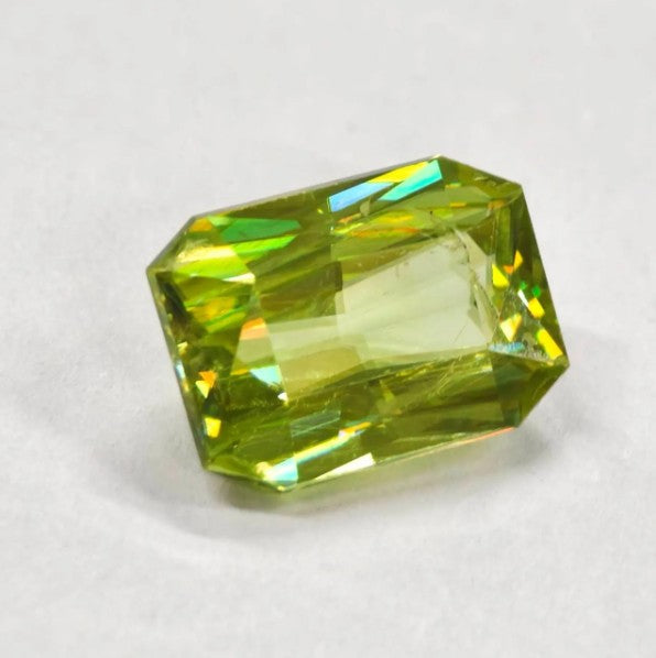 3.150ct　スフェーンルース