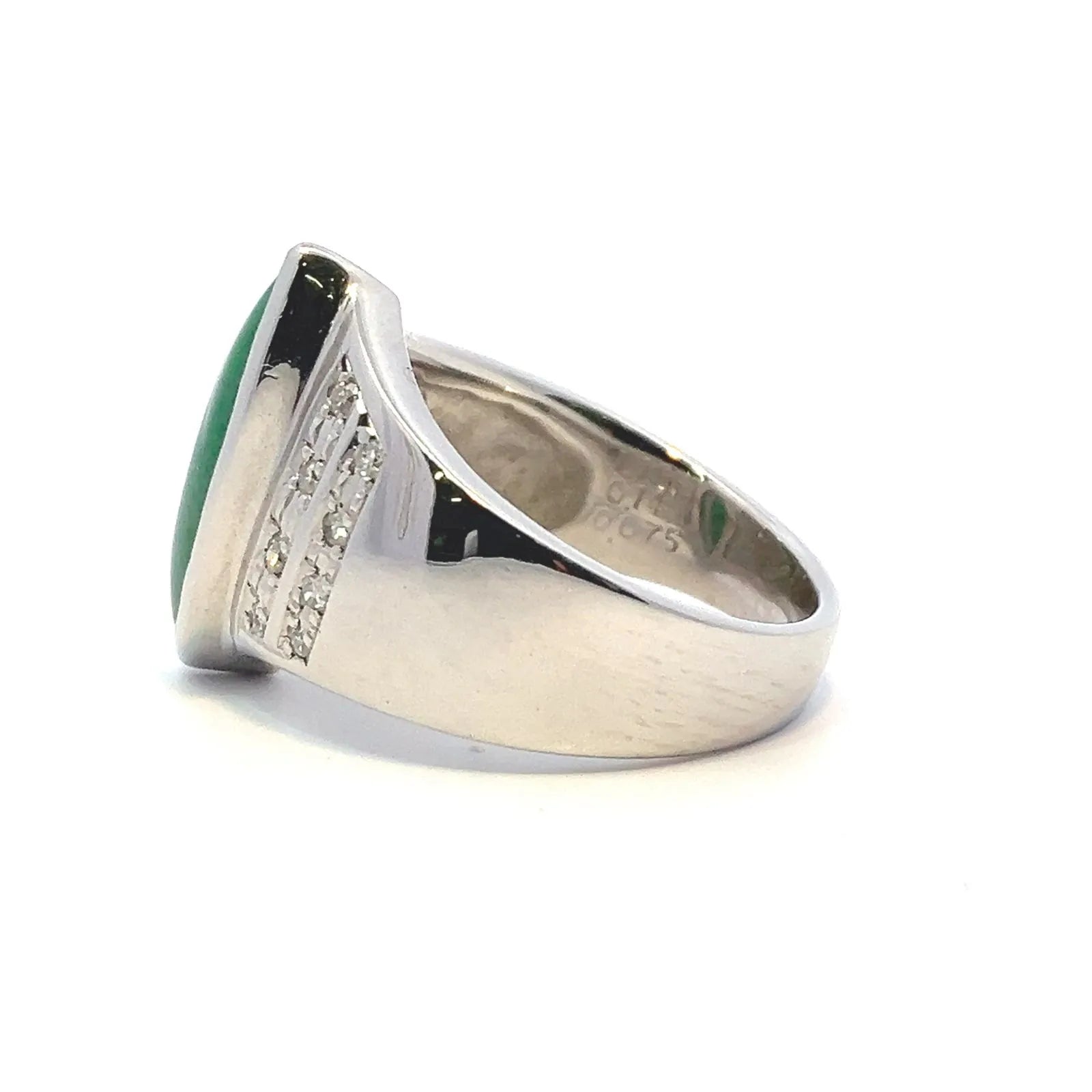翡翠　ヒスイ　リング　プラチナ　PT900