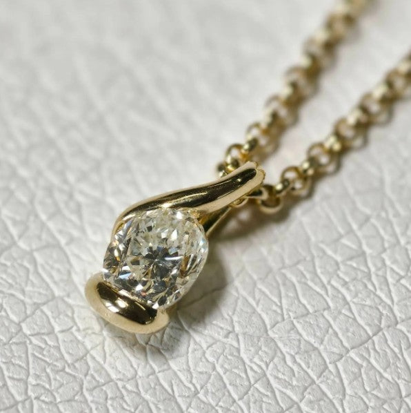 VS1　ダイヤモンド　ゴールド　ネックレス　K18