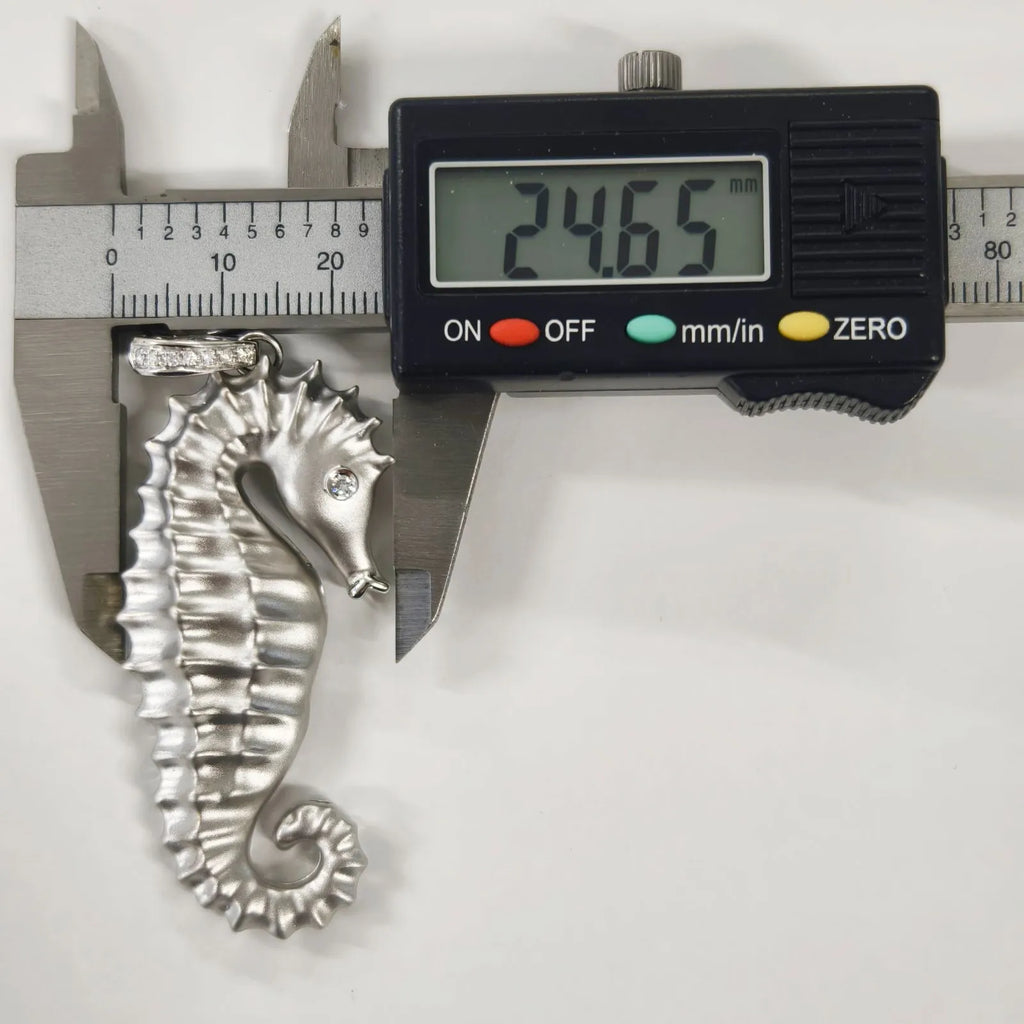 RAIMA　シーホース　ペンダントヘット　750刻印（K１８）