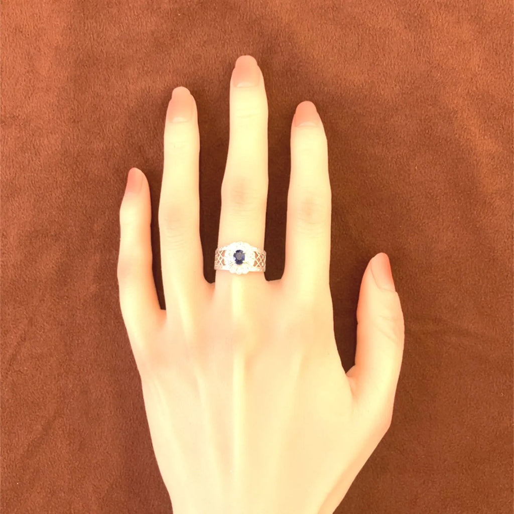 サファイヤ　リング　PT900　プラチナ