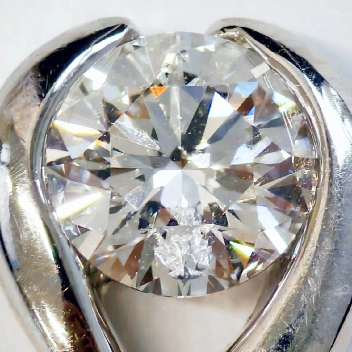 0.570ct ダイヤモンド ネックレス プラチナ Pt900/850