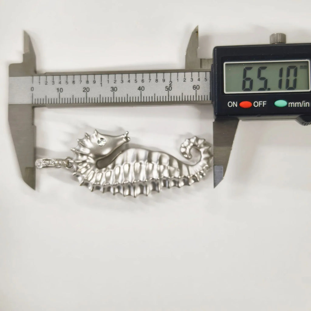 RAIMA　シーホース　ペンダントヘット　750刻印（K１８）