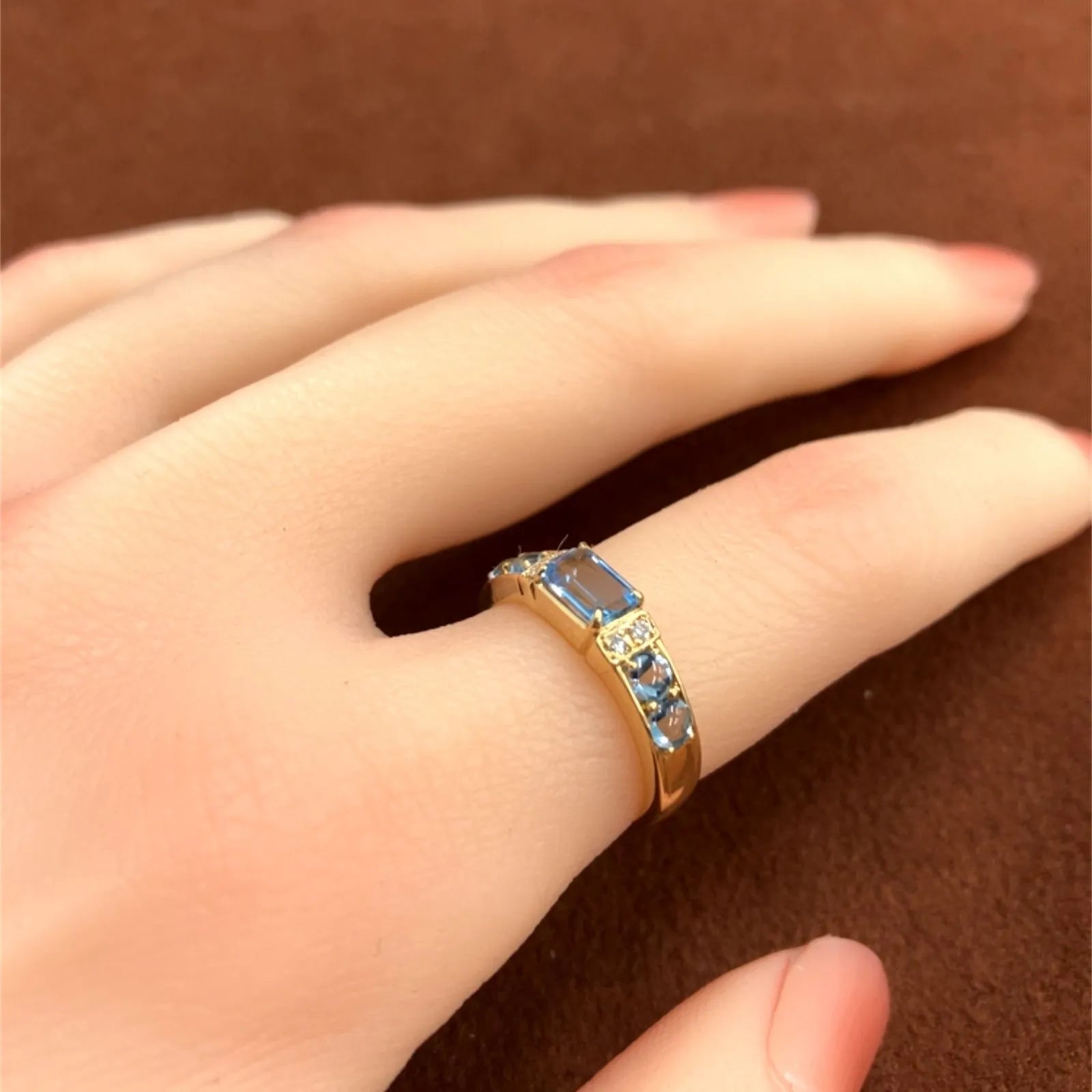 アクアマリン　リング　ゴールド　K18