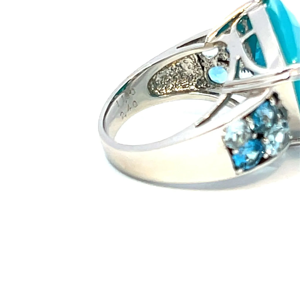 ブルーカルセドニー　リング　ホワイトゴールド　K18WG