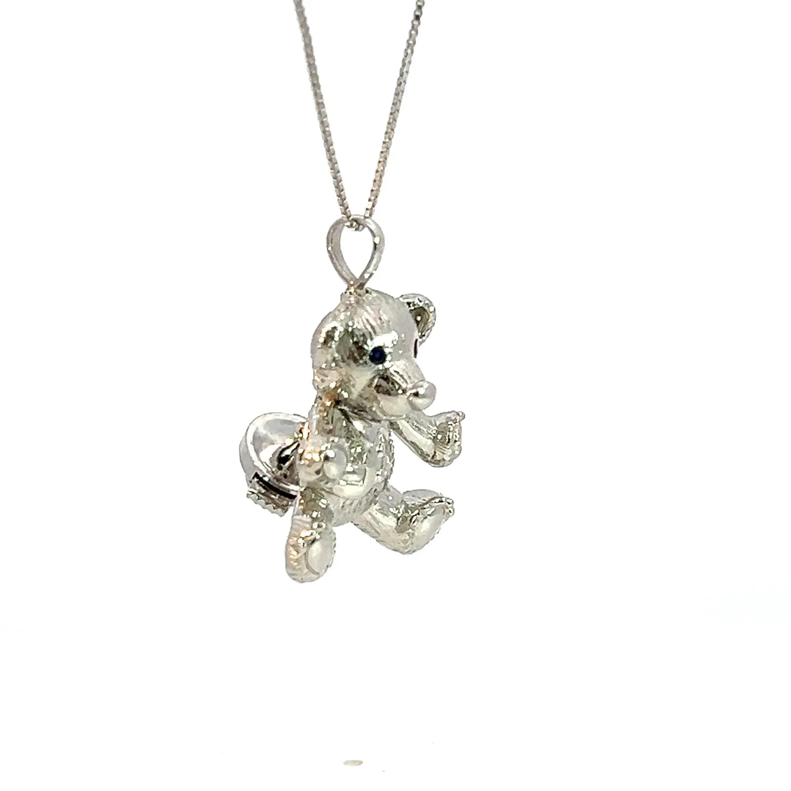 クマちゃん   ホワイトゴールド　ネックレス　K18WG
