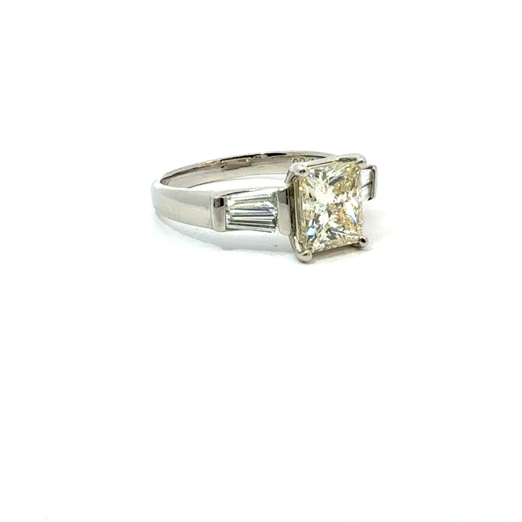 2.109ct　プリンセスカット　ダイヤモンド　リング　プラチナ　Pt900