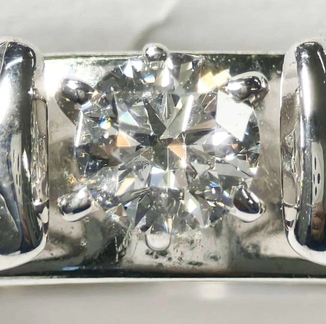 VS1 鑑定書有　ダイヤモンド　リング　ホワイトゴールド　K14WG