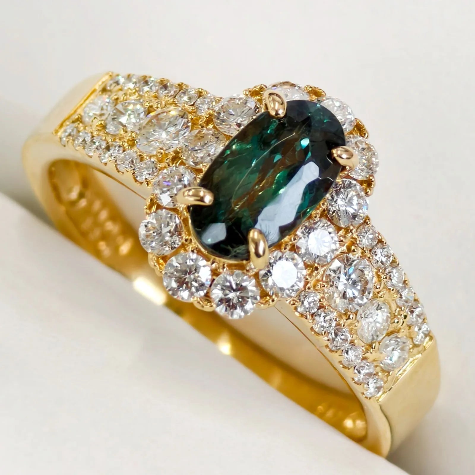 アレキサンドライト　リング　ゴールド　K18