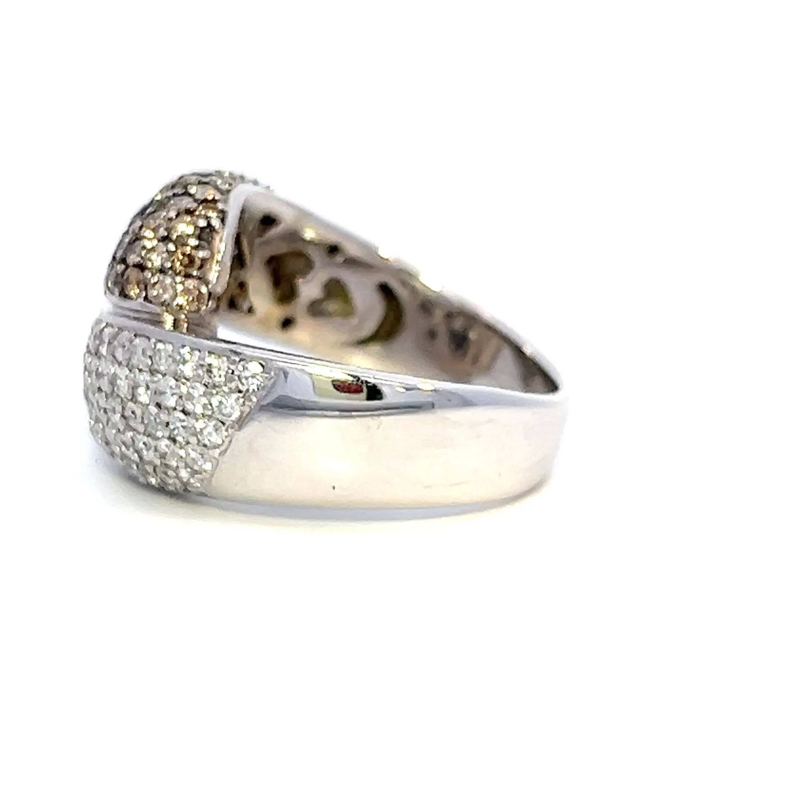 ブラウンダイヤモンド　リング　ホワイトゴールド　K18WG