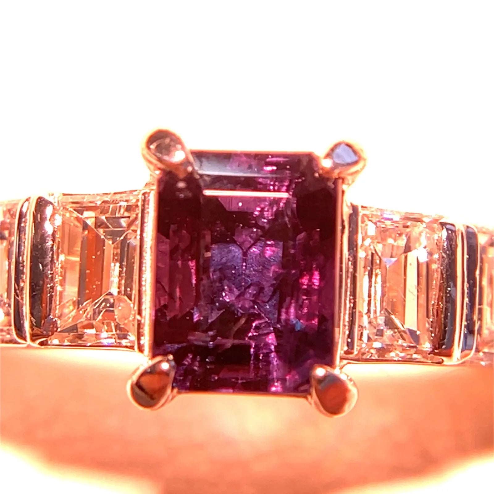 アレキサンドライト　リング　プラチナ　Pt900　鑑別書あり