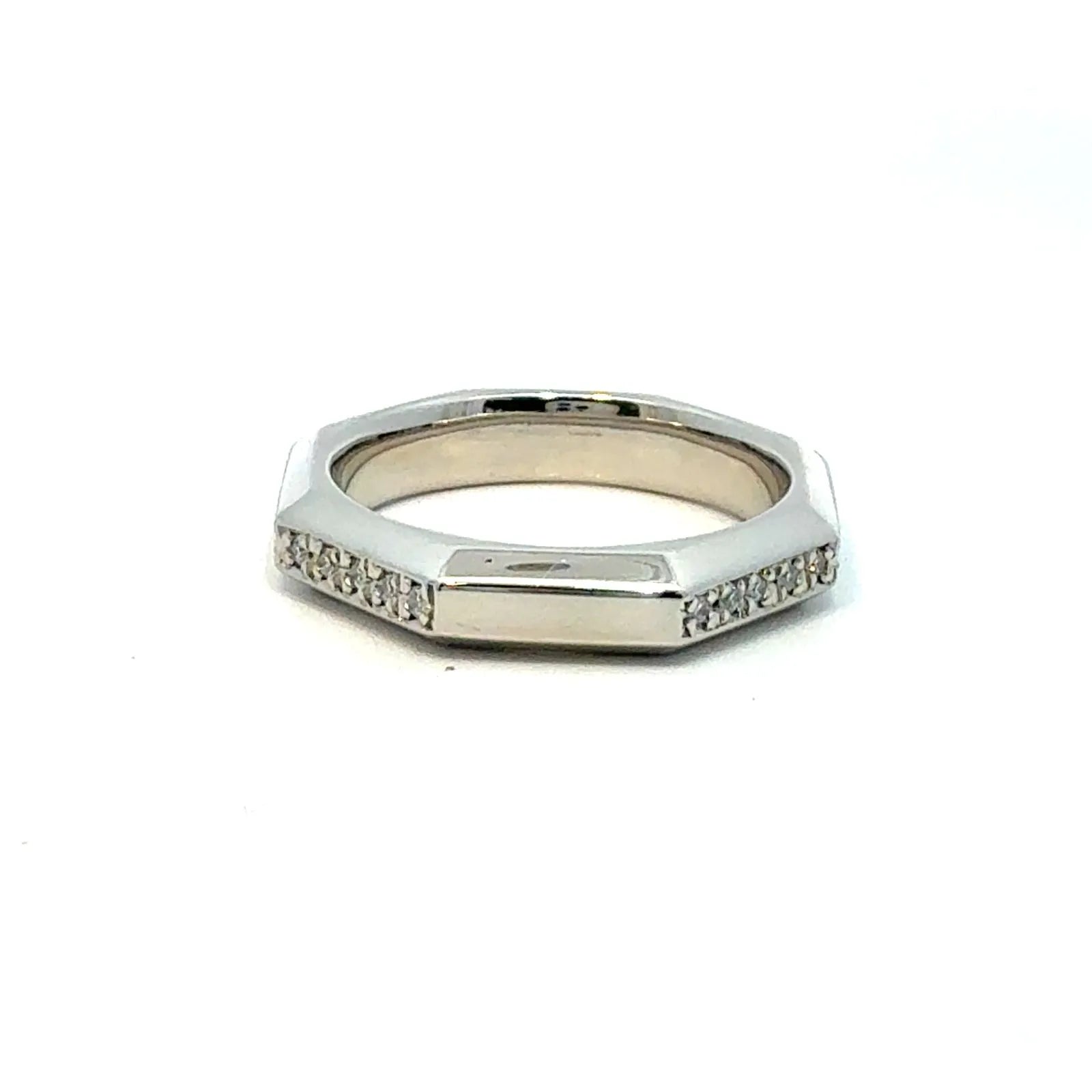 8角形　ダイヤモンドリング　プラチナ　Pt900