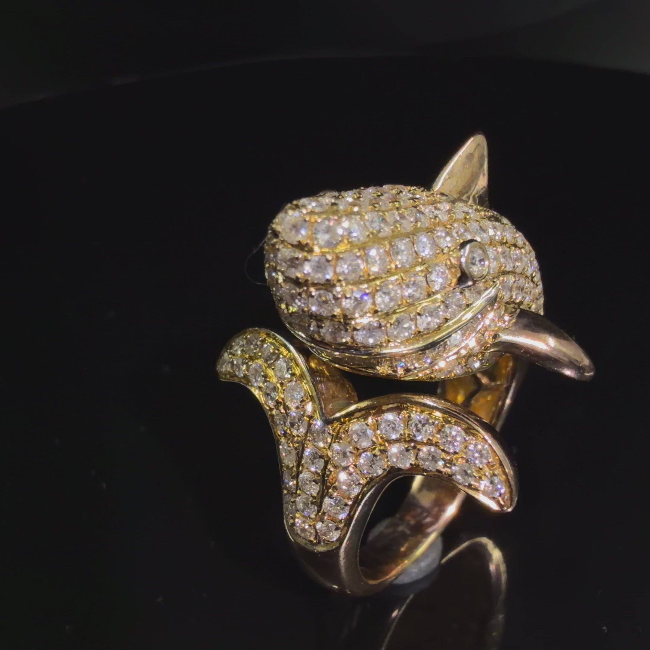 サメ　シャーク　ゴールド　ダイヤモンド　リング　K18