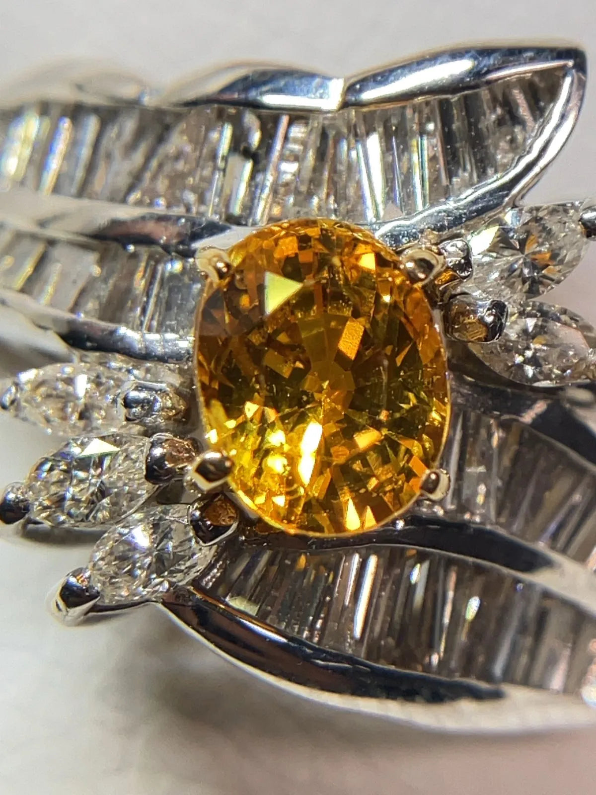 イエローサファイア　リング　コンビ　Pt900/K18