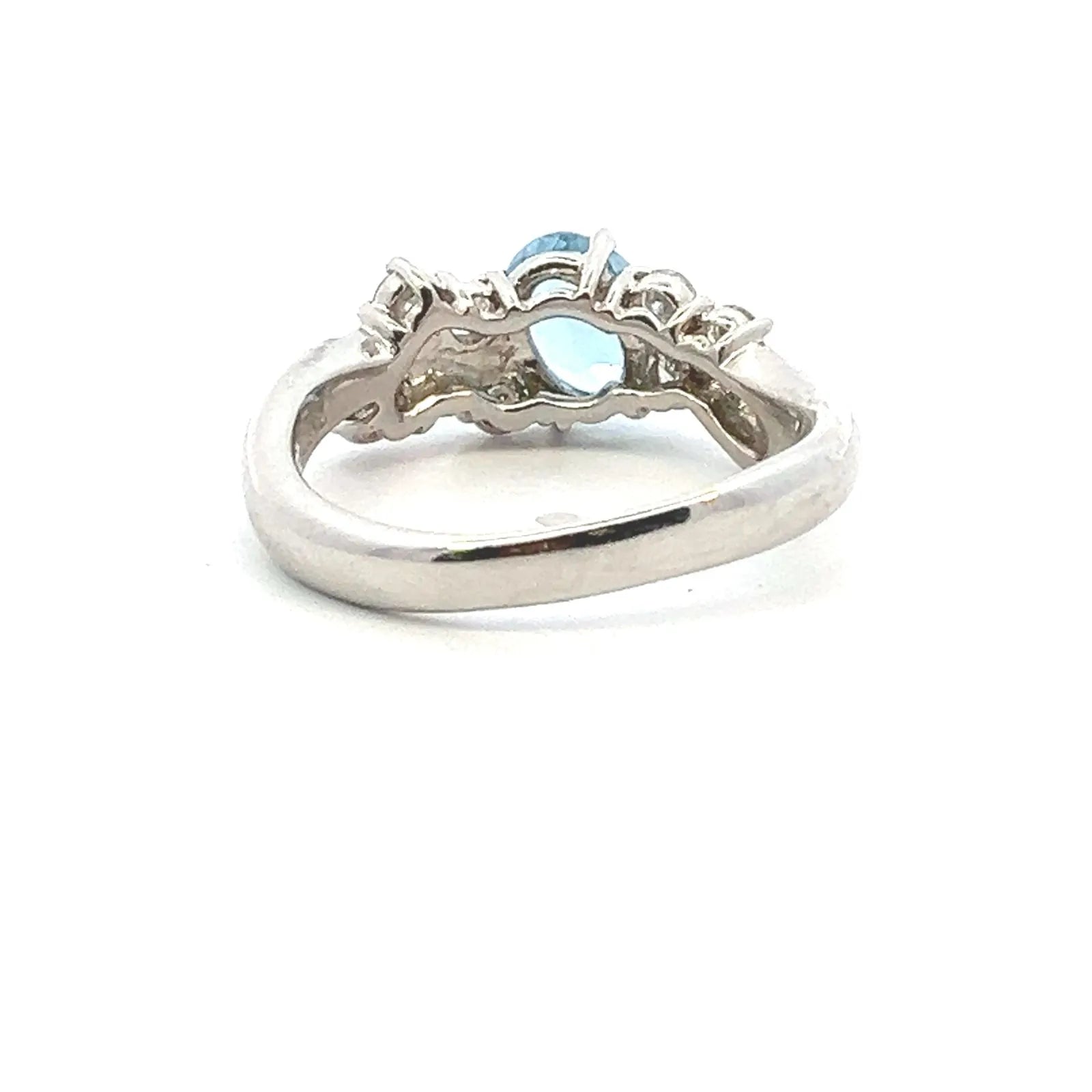 アクアマリン　リング　プラチナ　PT900