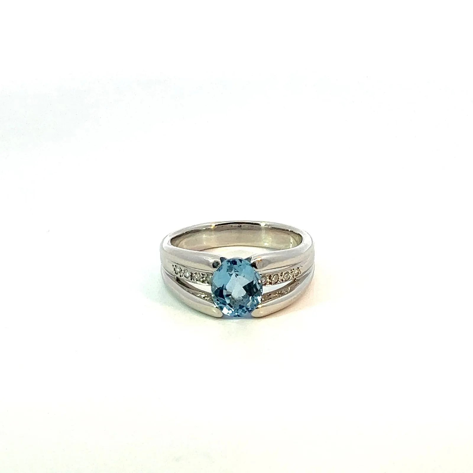 アクアマリン　オーバルカット　リング　プラチナ　Pｔ900